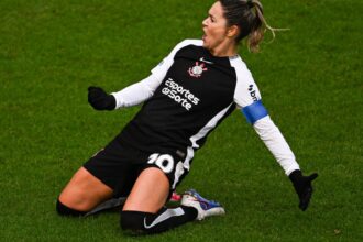 com-gol-de-gabi-zanotti,-corinthians-vai-a-final-da-copa-das-campeas