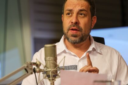 boulos-acredita-que-fim-da-escala-6×1-pode-ser-aprovado-neste-semestre