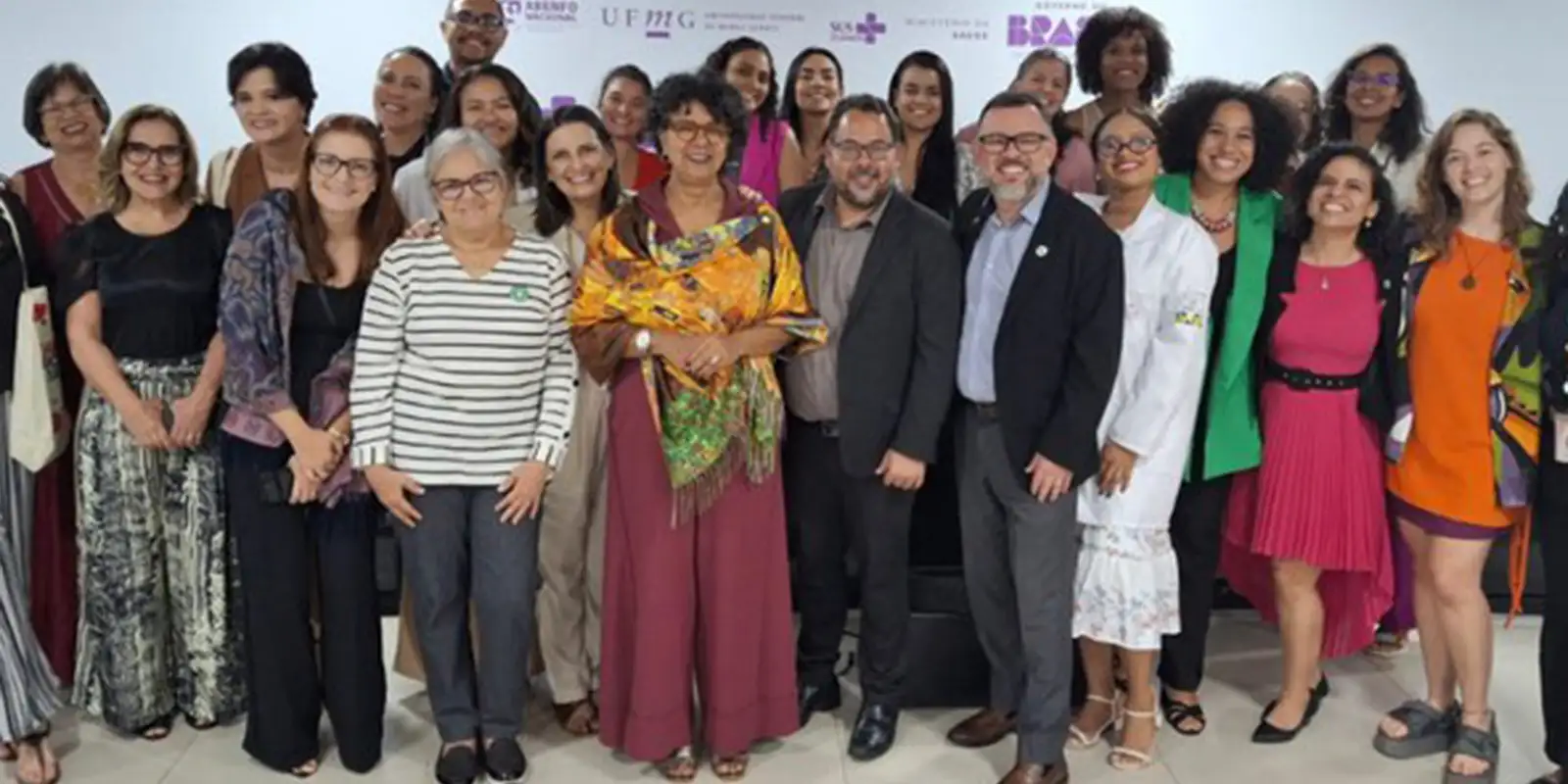 governo-reforca-sus-com-760-profissionais-em-enfermagem-obstetricia