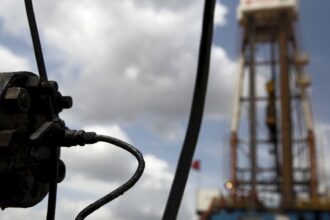 eua-facilitam-producao-de-petroleo-na-venezuela-sem-china-e-russia