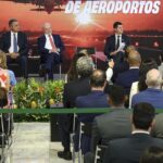 ministro-celebra-anuncio-de-r$-5,7-bi-para-ampliar-aeroportos-no-pais