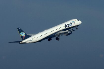 azul-fecha-acordo-de-us$-200-milhoes-com-american-e-united-airlines