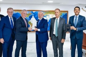 lula-recebe-lideres-mormons-dos-eua-no-palacio-do-planalto