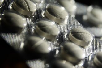 camara-aprova-regras-para-comercializacao-de-remedios-em-supermercados