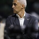 sao-paulo-anuncia-demissao-do-tecnico-hernan-crespo