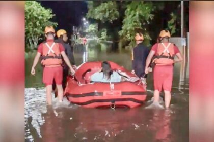 chuva-provoca-desalojamentos-e-inundacoes-em-peruibe,-litoral-de-sp