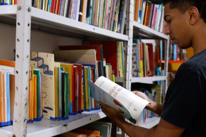 alerj-aprova-formacao-de-jovens-para-promover-leitura-e-escrita-no-rj