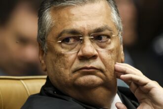 dino-acaba-com-a-aposentadoria-compulsoria-como-punicao-a-juizes