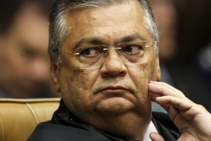 dino-acaba-com-a-aposentadoria-compulsoria-como-punicao-a-juizes