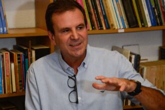 paes-diz-que-secretario-de-defesa-do-consumidor-do-rio-sofreu-atentado