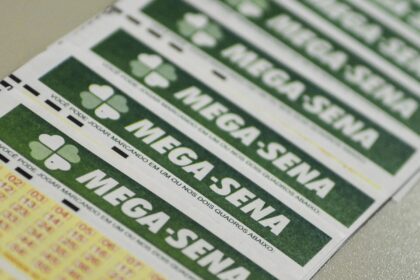 tres-apostas-acertam-a-mega-sena-e-levam-r$-34,8-milhoes-cada