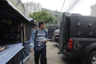 rio-de-janeiro:-operacao-da-pm-deixa-oito-mortos-no-morro-dos-prazeres