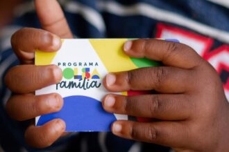 caixa-paga-bolsa-familia-a-beneficiarios-com-nis-de-final-2