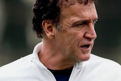 santos-anuncia-cuca-como-novo-tecnico,-horas-apos-demitir-vojvoda