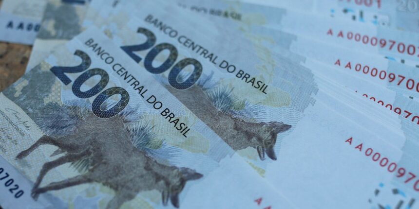 arrecadacao-federal-bate-recorde-e-soma-r$-222,1-bilhoes-em-fevereiro