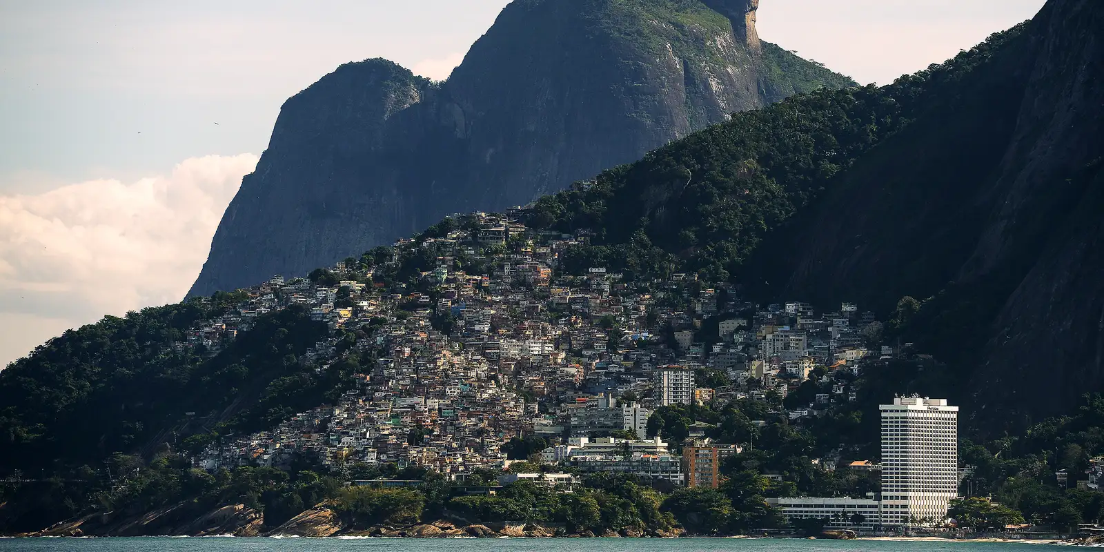 pc-do-rio-faz-operacao-no-vidigal-para-capturar-organizacao-da-bahia