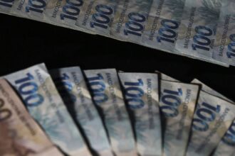divida-publica-federal-cai-2,34%-em-marco-e-volta-aos-r$-8,6-trilhoes
