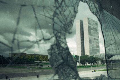 documentarios-de-brasil-e-paraguai-pautam-democracia-no-premio-platino