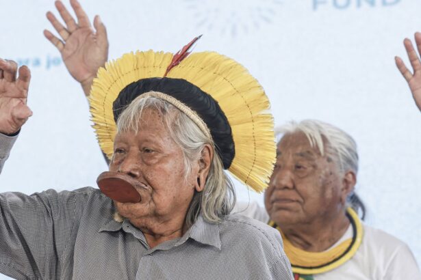 lider-indigena-raoni-passa-por-exames-e-segue-internado-em-sinop