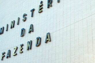 fazenda-eleva-para-4,5%-estimativa-de-inflacao-com-guerra-e-petroleo