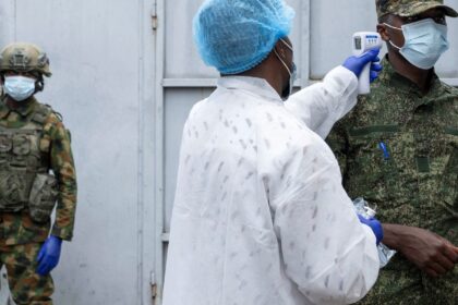 ebola:-veja-cronologia-da-doenca-e-entenda-causa-de-surtos-na-africa