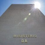 defesa-e-cidades-lideram-bloqueios-no-orcamento-de-2026