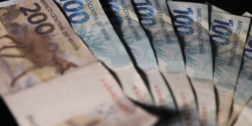 uniao-paga-r$-834,8-milhoes-em-dividas-de-estados-e-municipios-em-maio