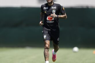para-“otimizar”-recuperacao,-neymar-esta-fora-do-jogo-contra-o-haiti