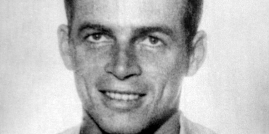ufrj-da-diploma-55-anos-depois-da-morte-de-stuart-angel